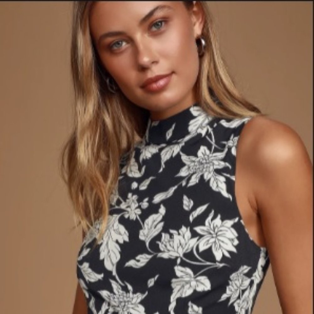 Lulus Carriage Tour Floral Sleeveless Dress - BN